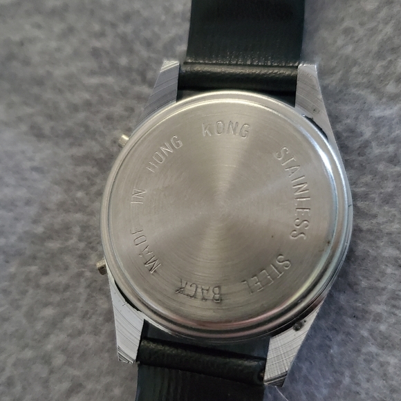 Vintage Collectible Disney Summer Magic 1985 Watch - Picture 6 of 6